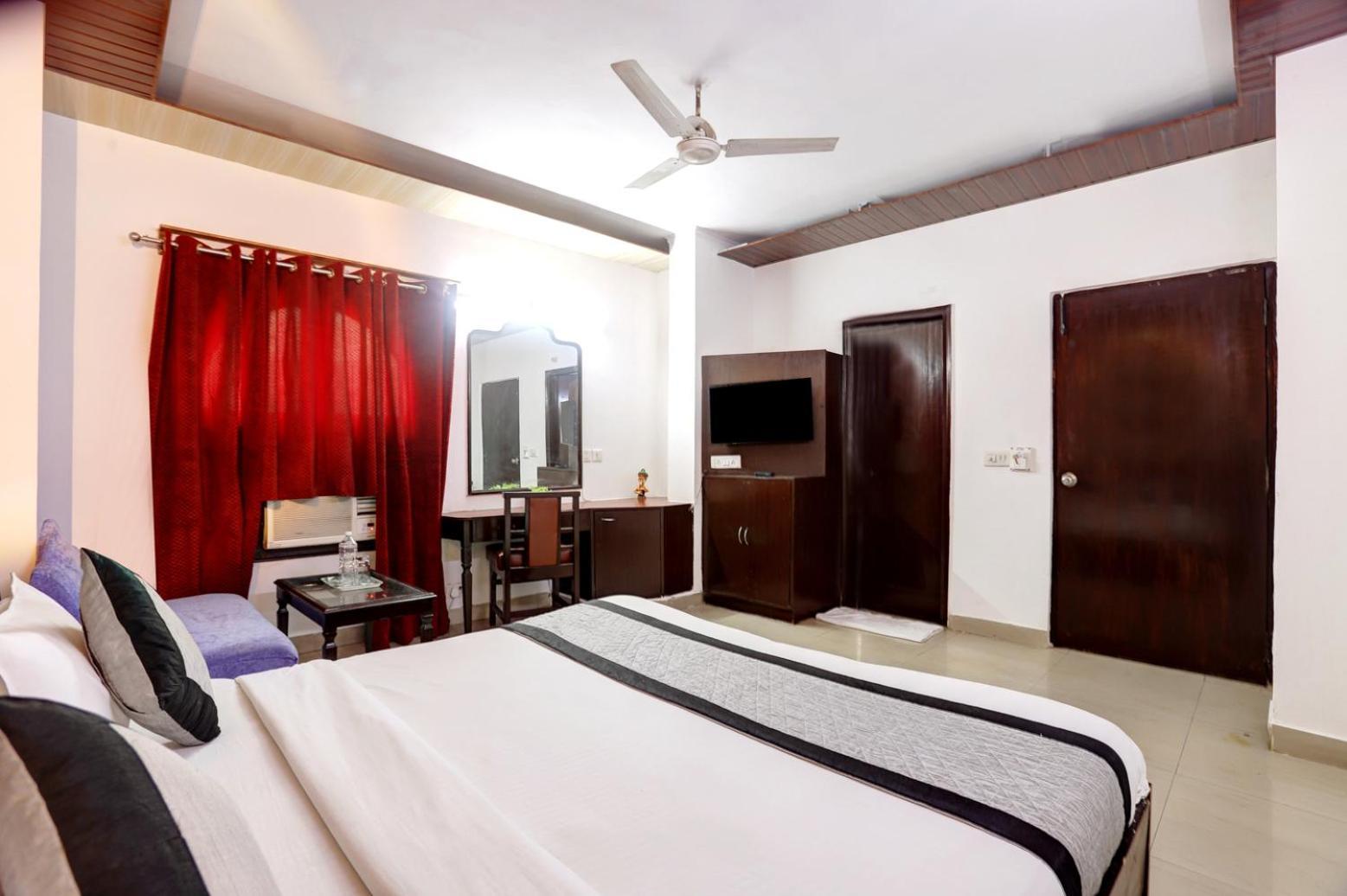 Hotel Delhi Darbar Exterior photo